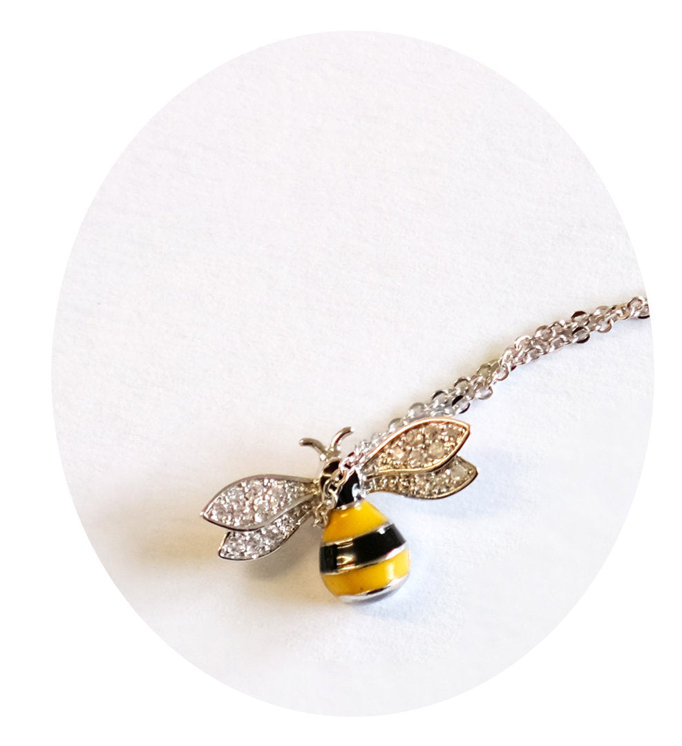 Necklaces, various designs, fashion jewelry, bee design