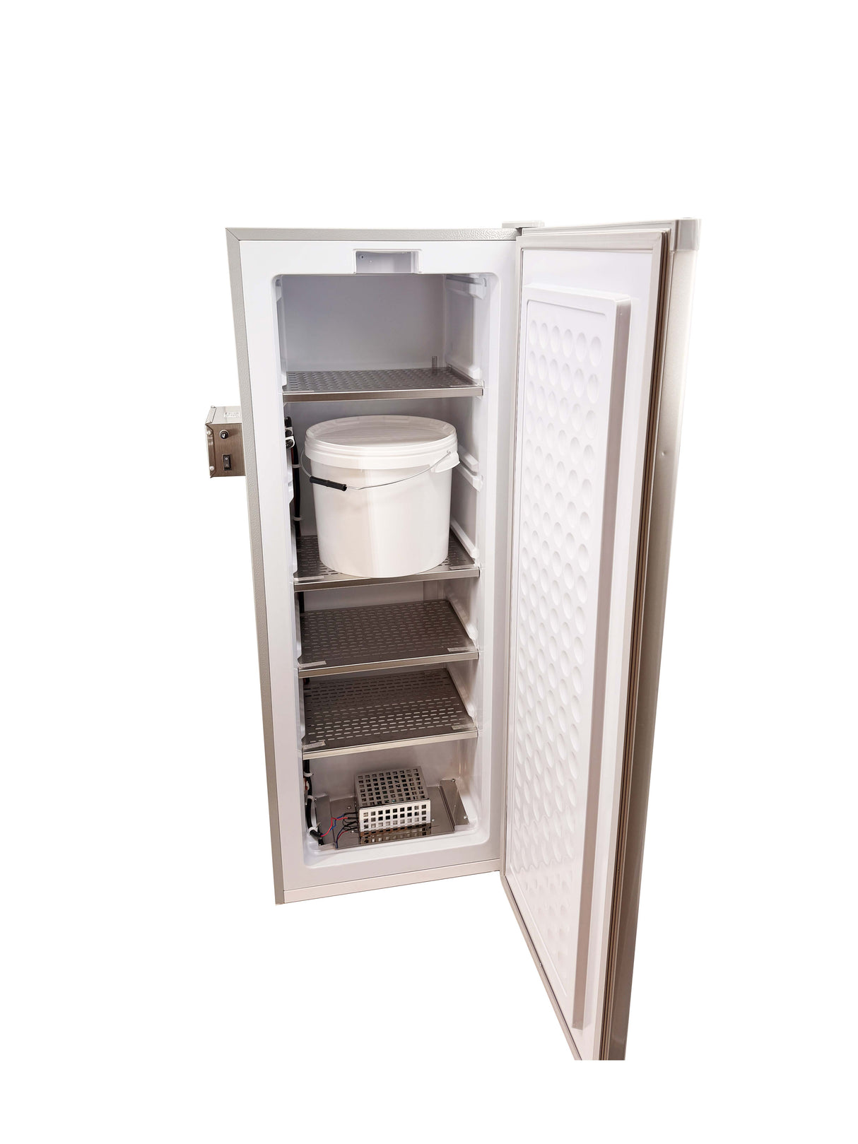 Bienenwagner large honey warming cabinet with digital temperature control