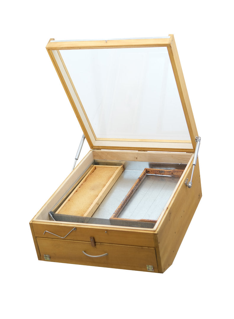Solid and durable wooden solar wax melter for 2 Zander, Dadant, and German standard frames